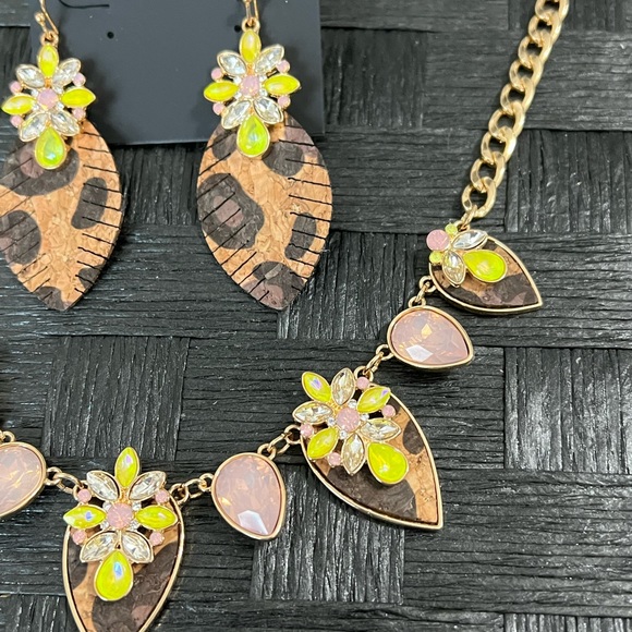 Guess Jewelry Set - Picture 6 of 9